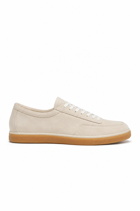 Veloursleder-Sneaker mit Gummisohle · Hafer