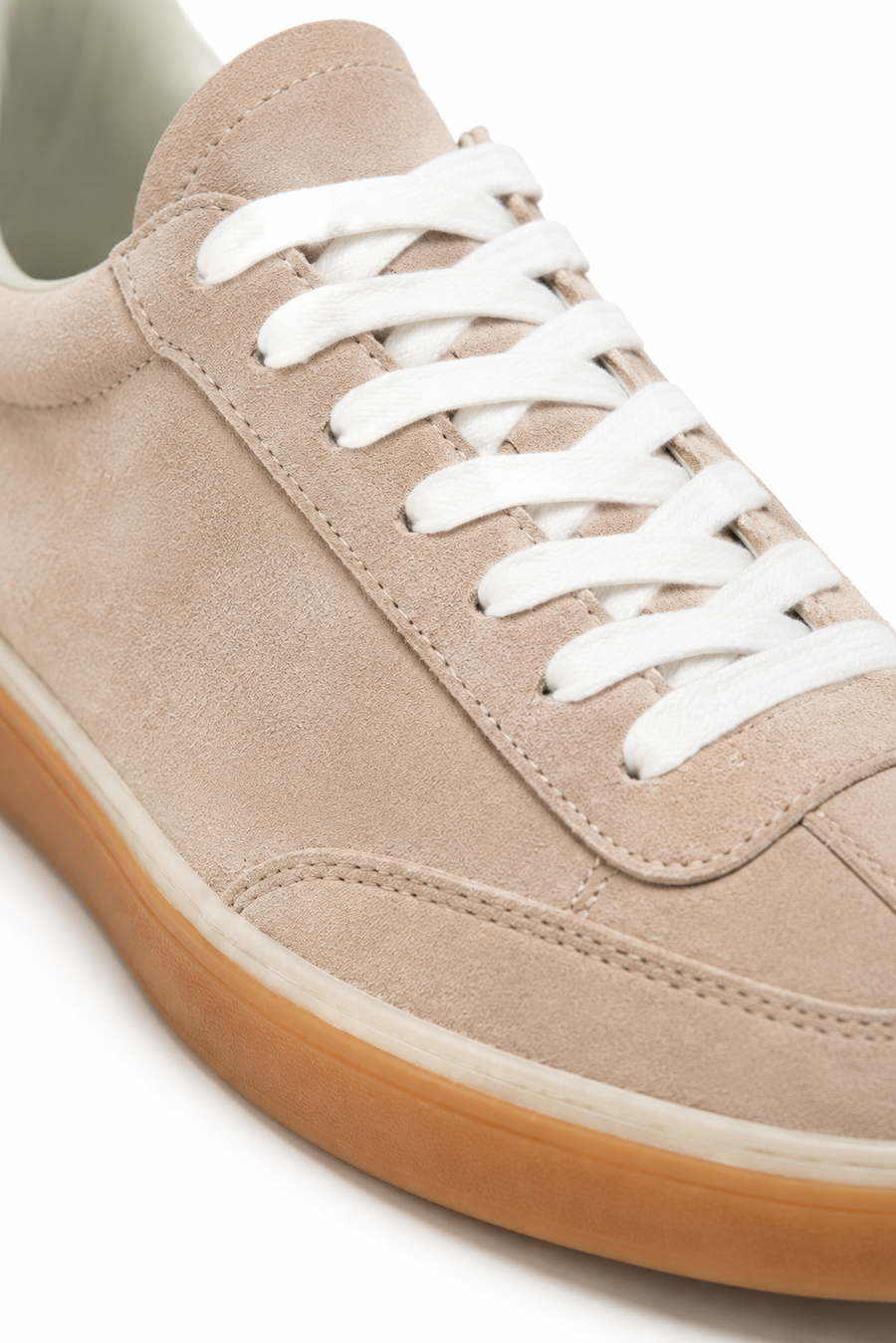 Gum-sole suede sneaker · Golden beige — View 3