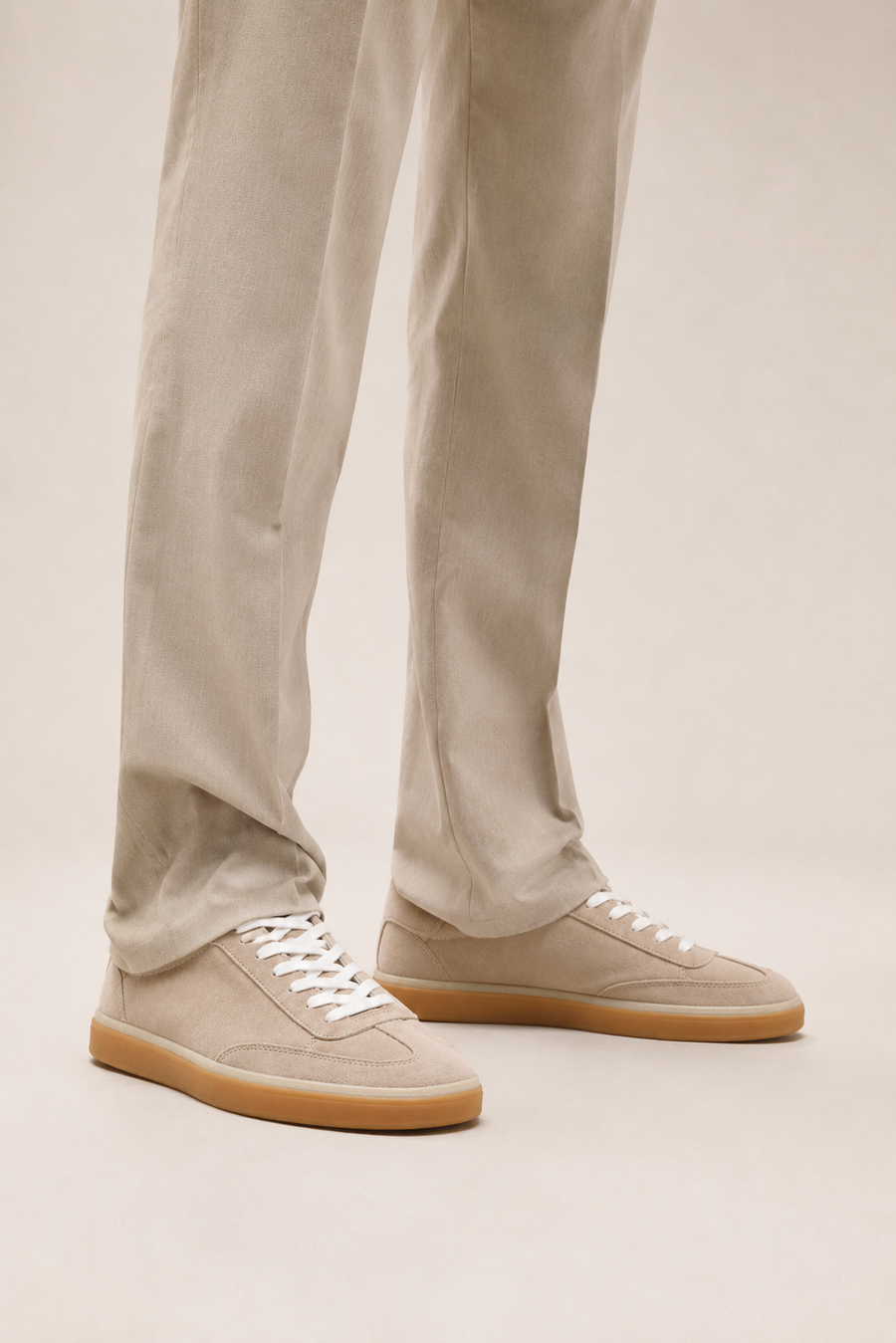 Gum-sole suede sneaker · Golden beige — View 4