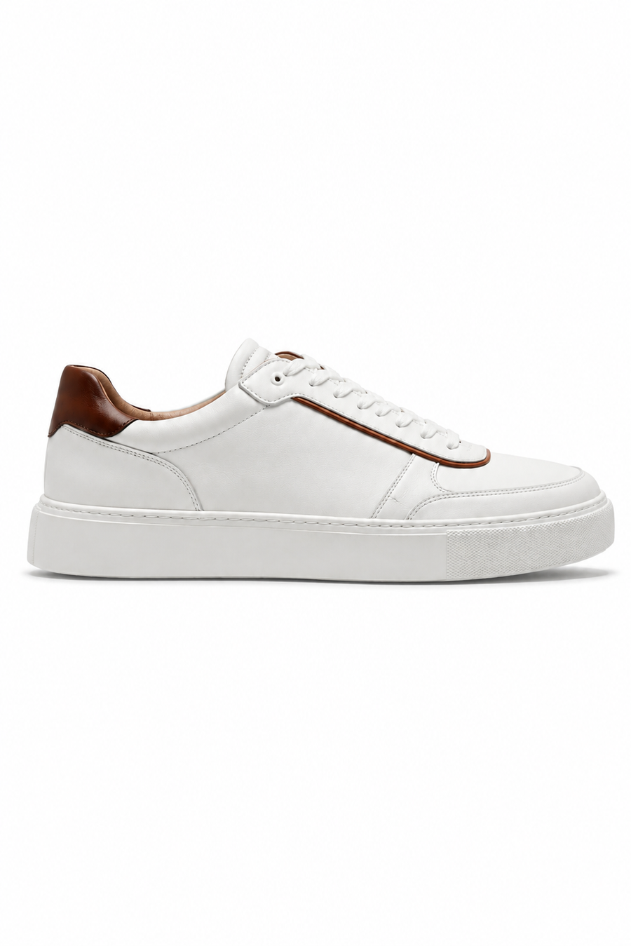Leather platform sneaker · White and cognac