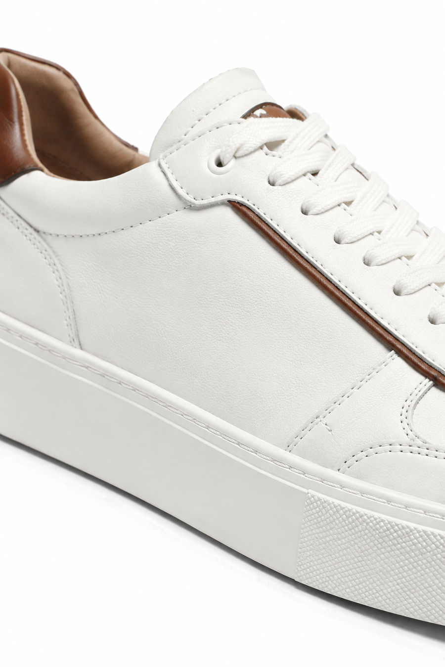 Leather platform sneaker · White and cognac — View 3