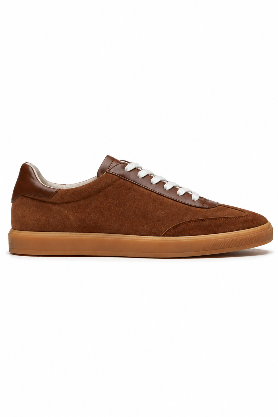 Zapatilla de ante con suela de goma · Café