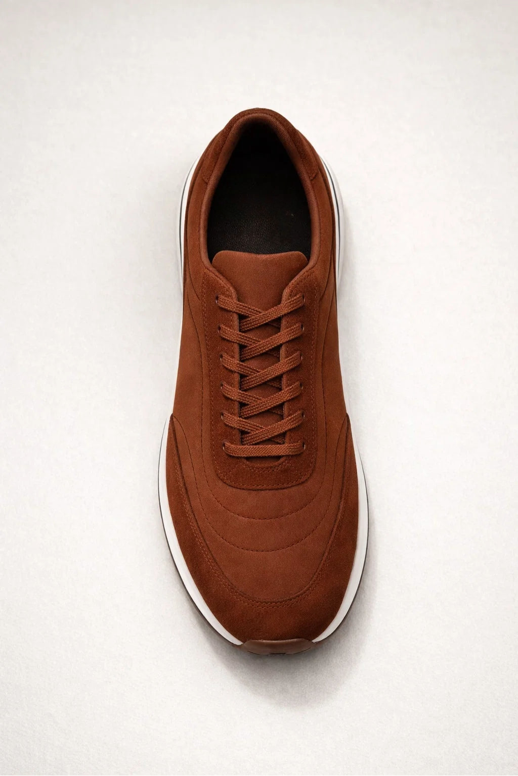 Sneaker minimaliste · Moka - image corrigée sans logo semelle