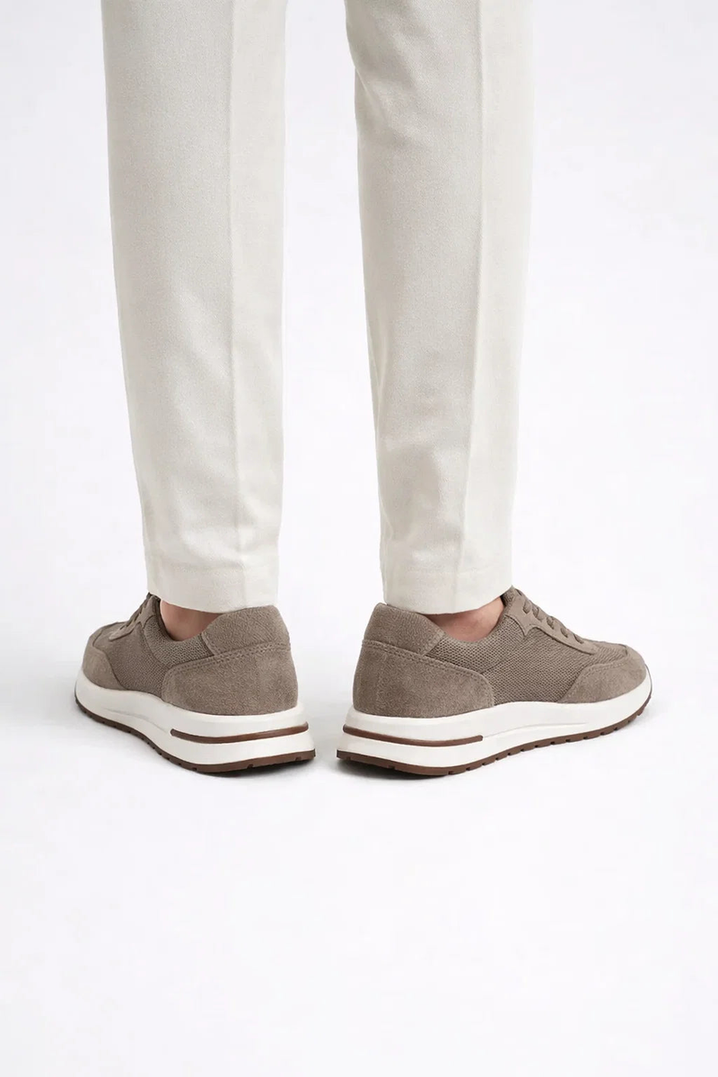 Sneaker suède — vue 3
