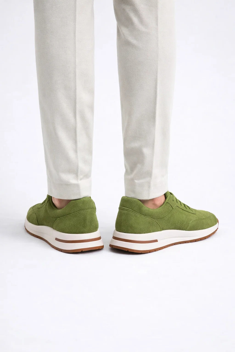 Sneaker minimaliste — vue 3