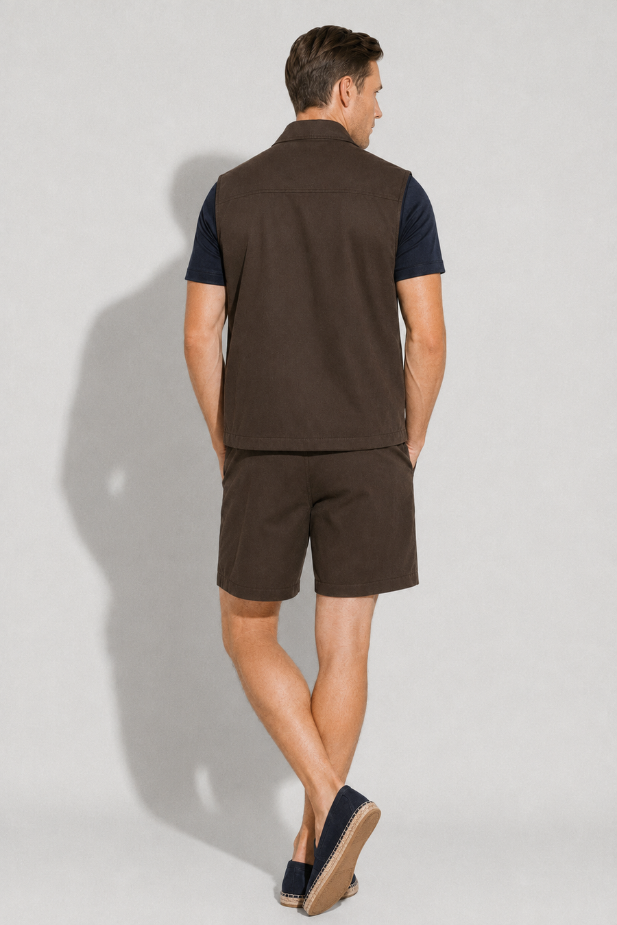 Completo Travel con shorts · Marrone — Vista 5