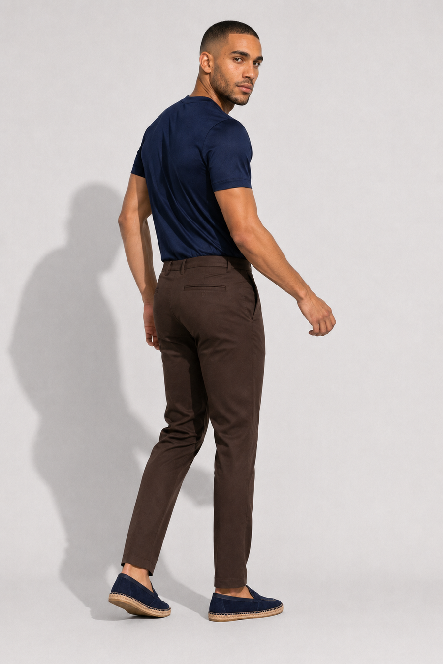 Stretch twill broek · Bruin — Weergave 4