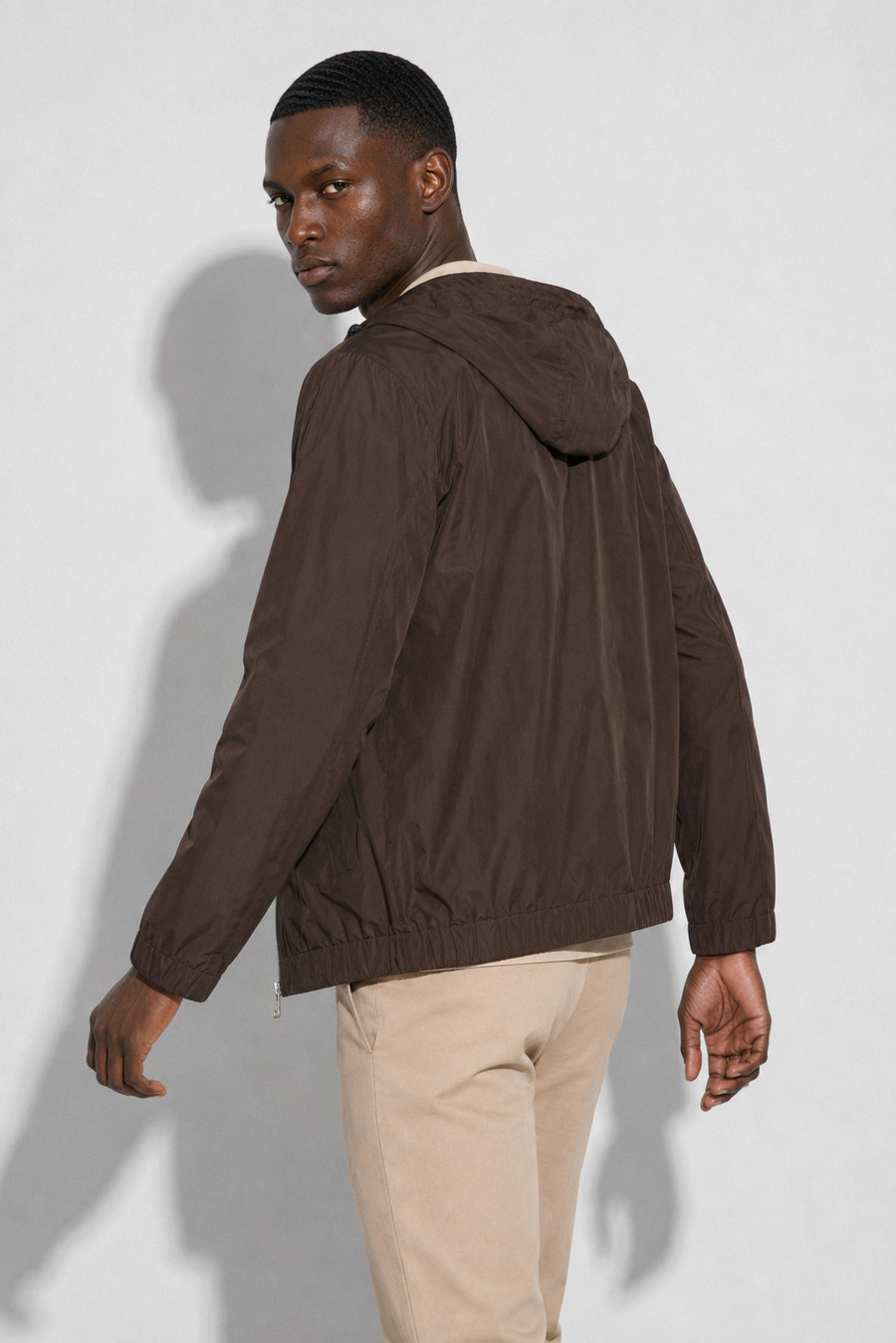 Hooded windbreaker · Brown — View 3