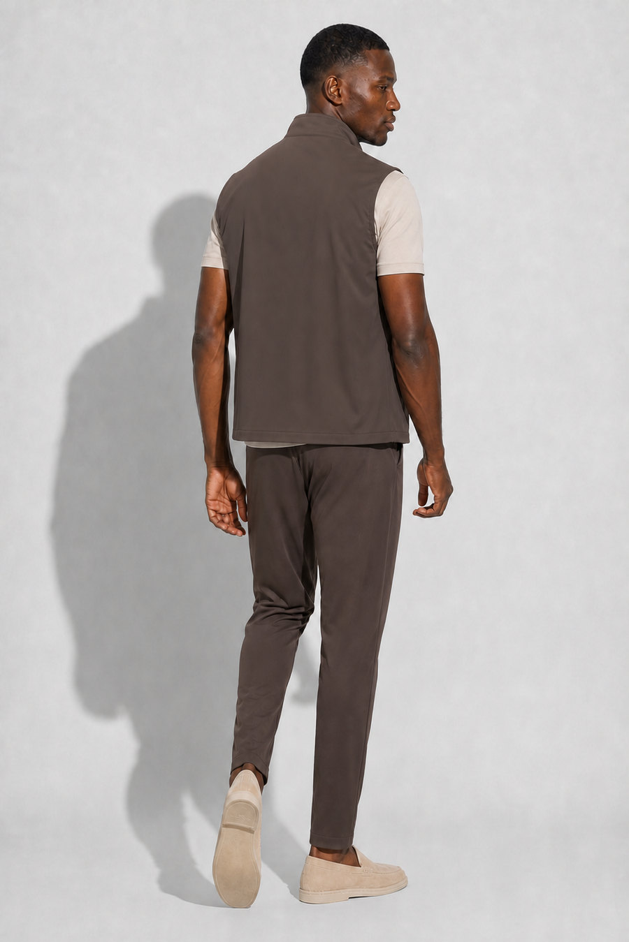 Windproof gilet · Brown — View 5