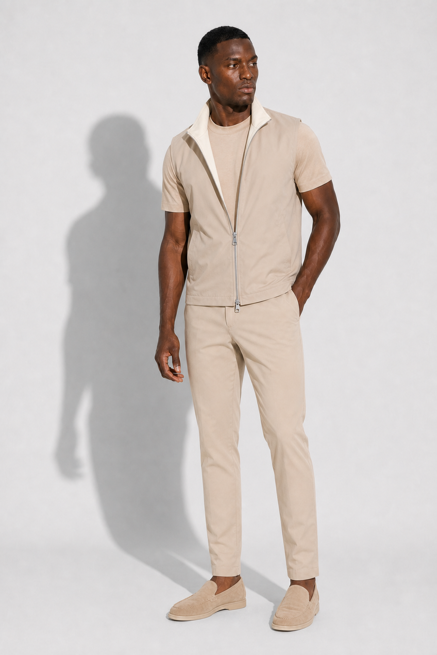 Lightweight reversible gilet · Beige — View 3