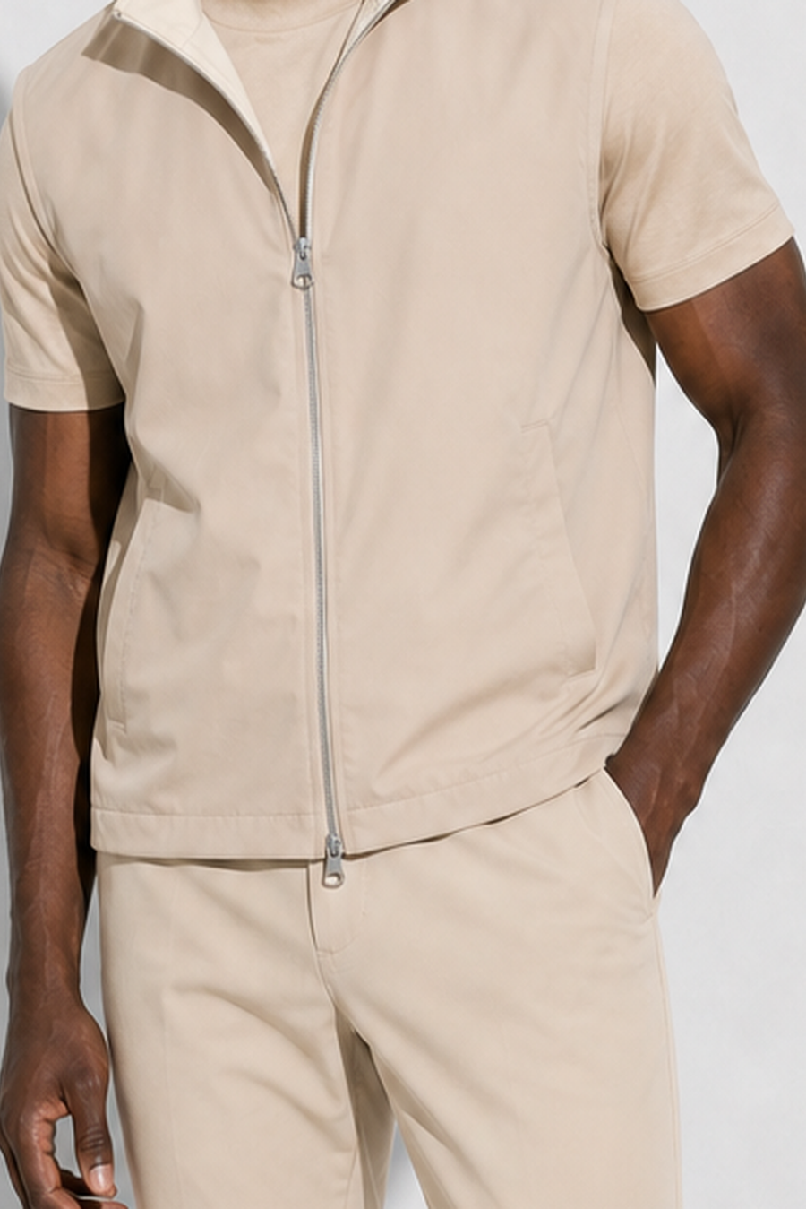 Lightweight reversible gilet · Beige — View 4