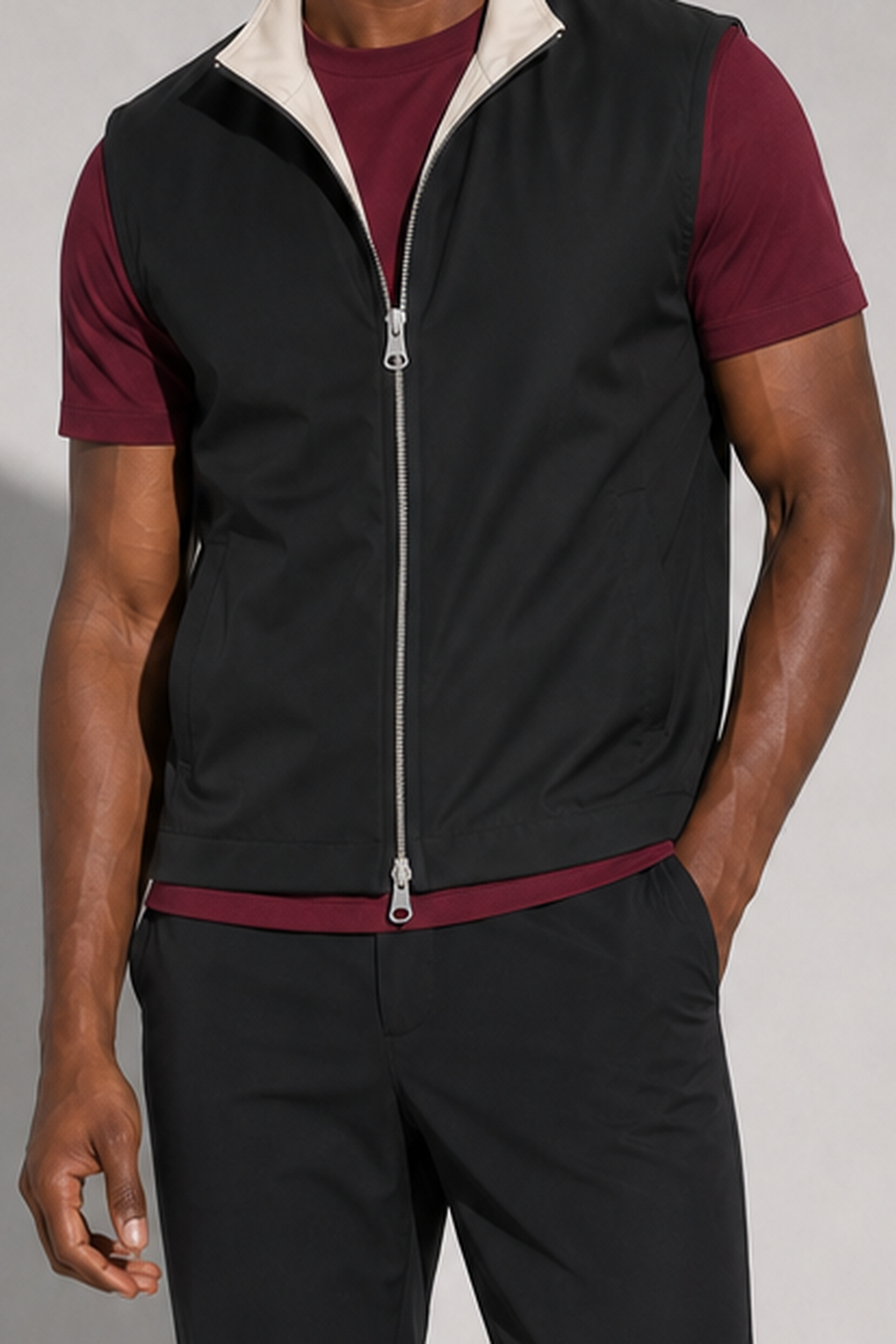 Lightweight reversible gilet · Black — View 4